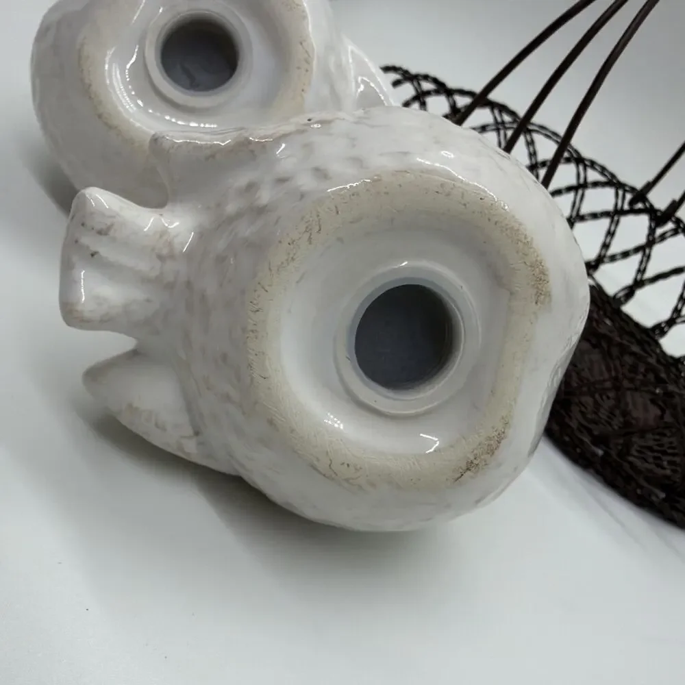 Chicks Birds Salt Pepper Shakers in Wire Country Basket Ceramic